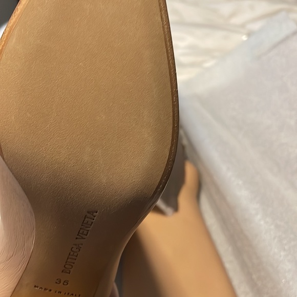 BOTTEGA VENETA Calf Leather Pull On Almond Toe Knee High Cloud Boots Cipria - Picture 11 of 12